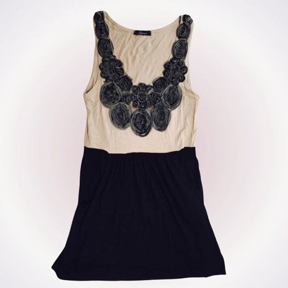 Soprano Mini Dress with Textured Fabric Roses | Sz S - Picture 1 of 4